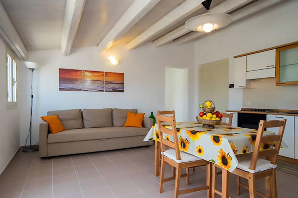 La Giara - Holiday Apartments Sampieri Eksteriør bilde